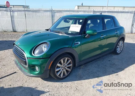2020 Mini Hardtop Oxford Edition из США, поврежденный, VIN WMWXU7C06L2M63032